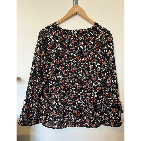 J Crew Mercantile Black Floral V Neck Bell Sleeve Blouse Size 4 - Picture 4 of 7